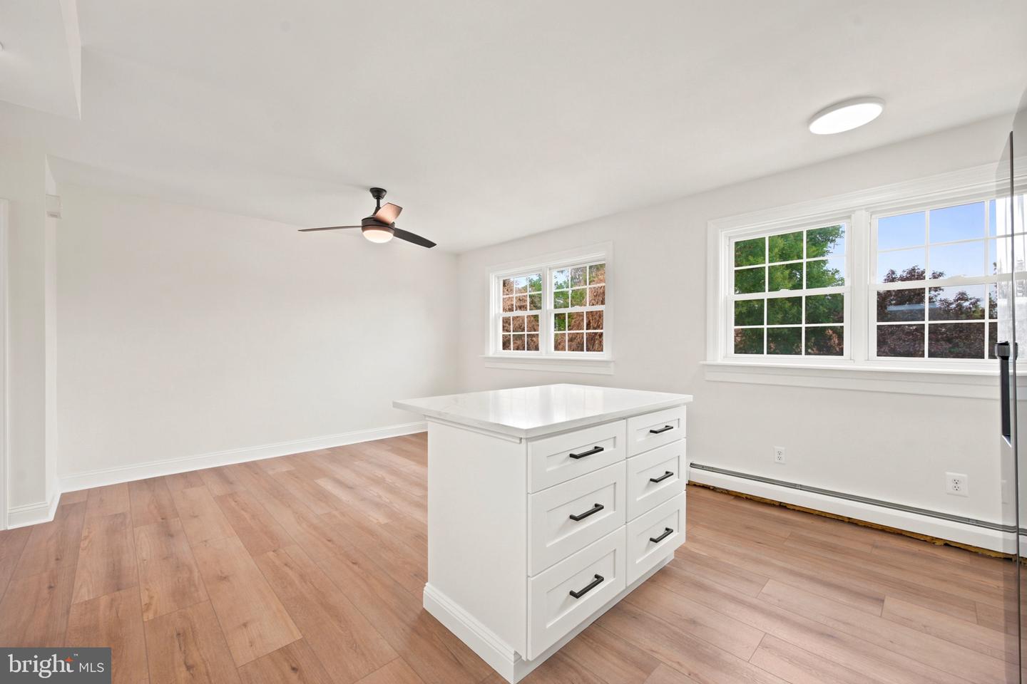3511 Carey Rd Property Photo 11