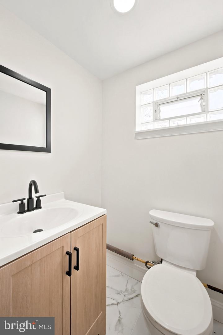 3511 Carey Rd Property Photo 17