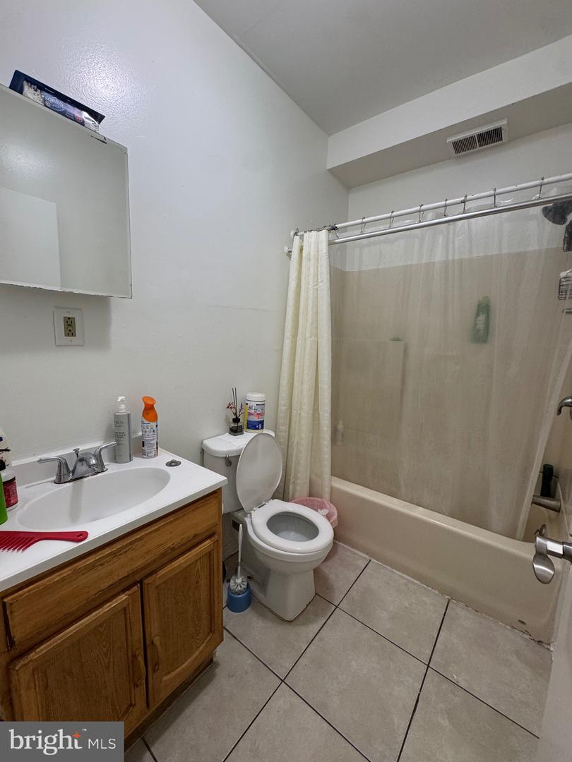 608 Snyder Ave Property Photo 13
