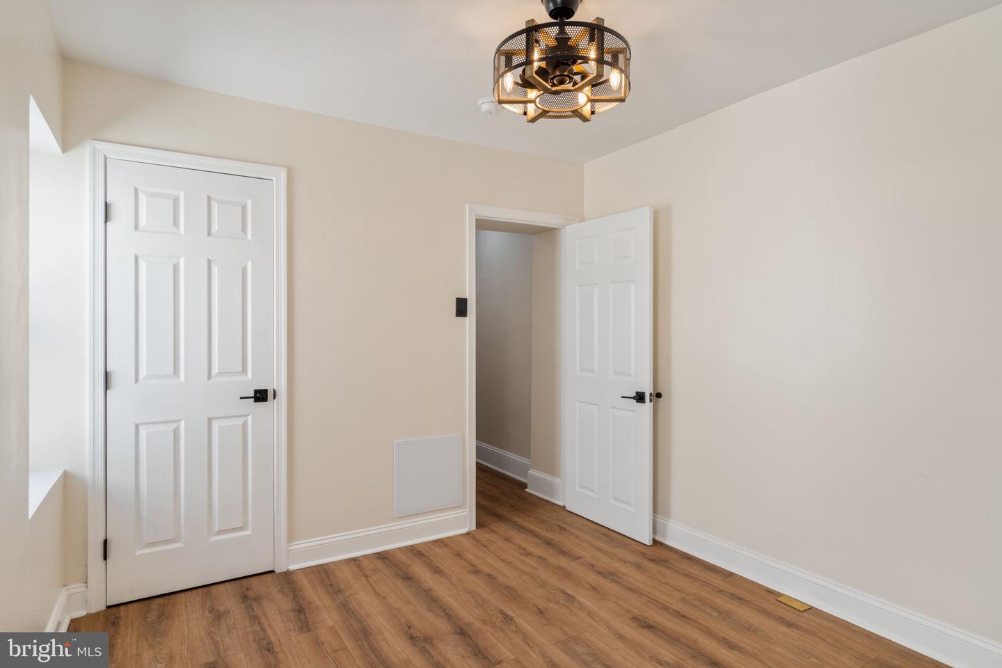 856 Perkiomen St Property Photo 34