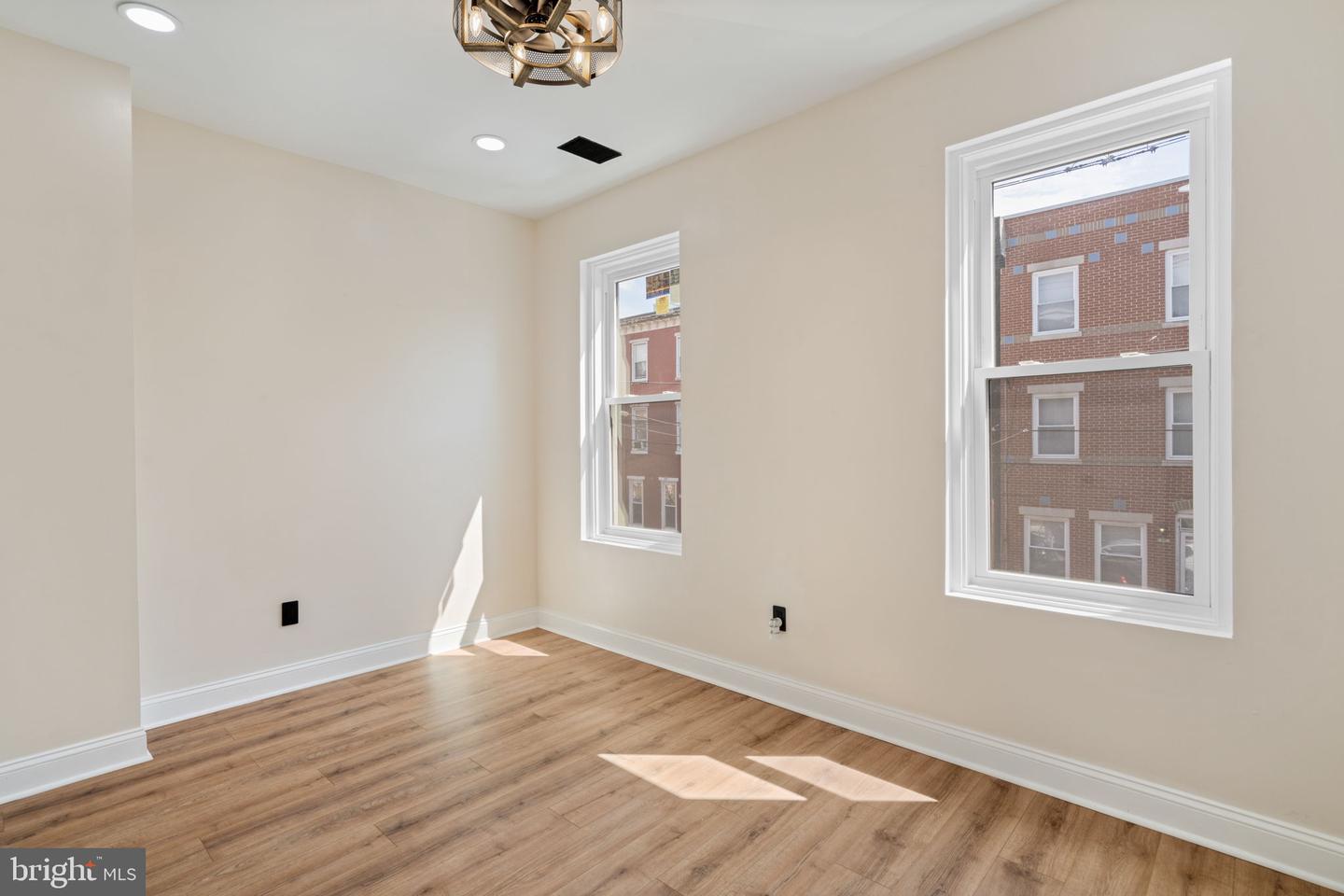 856 Perkiomen St Property Photo 35