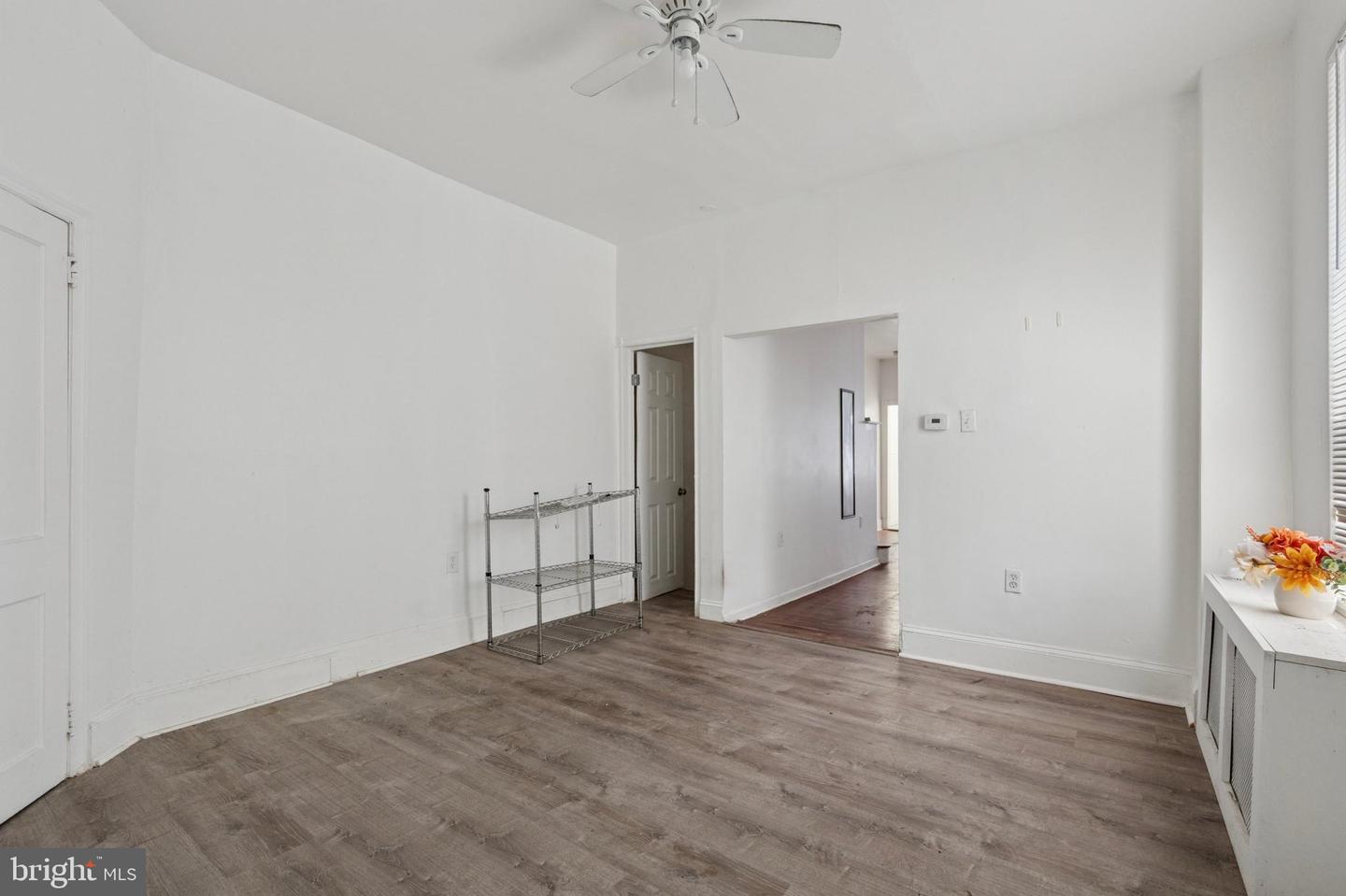 1934 E Lippincott St Property Photo 8