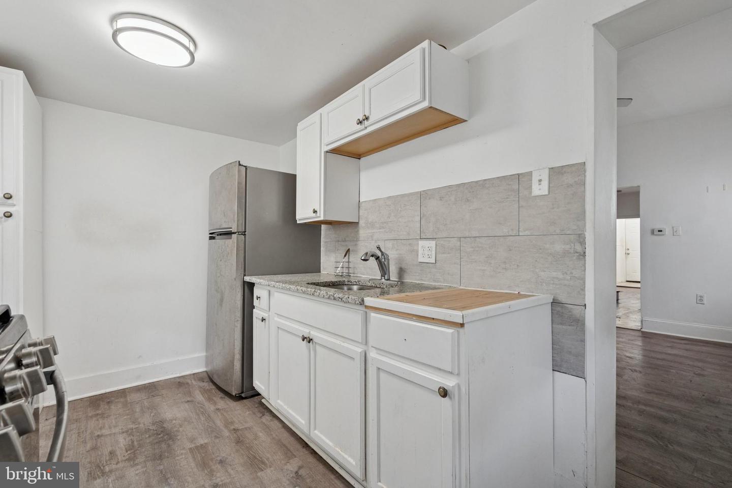 1934 E Lippincott St Property Photo 10