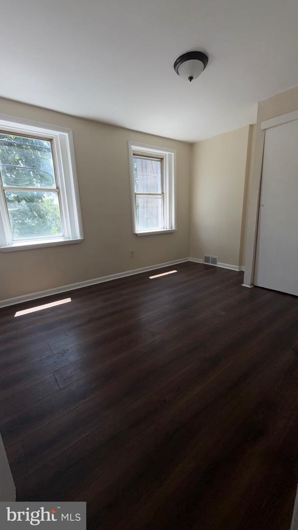405 E Rittenhouse St Property Photo 5