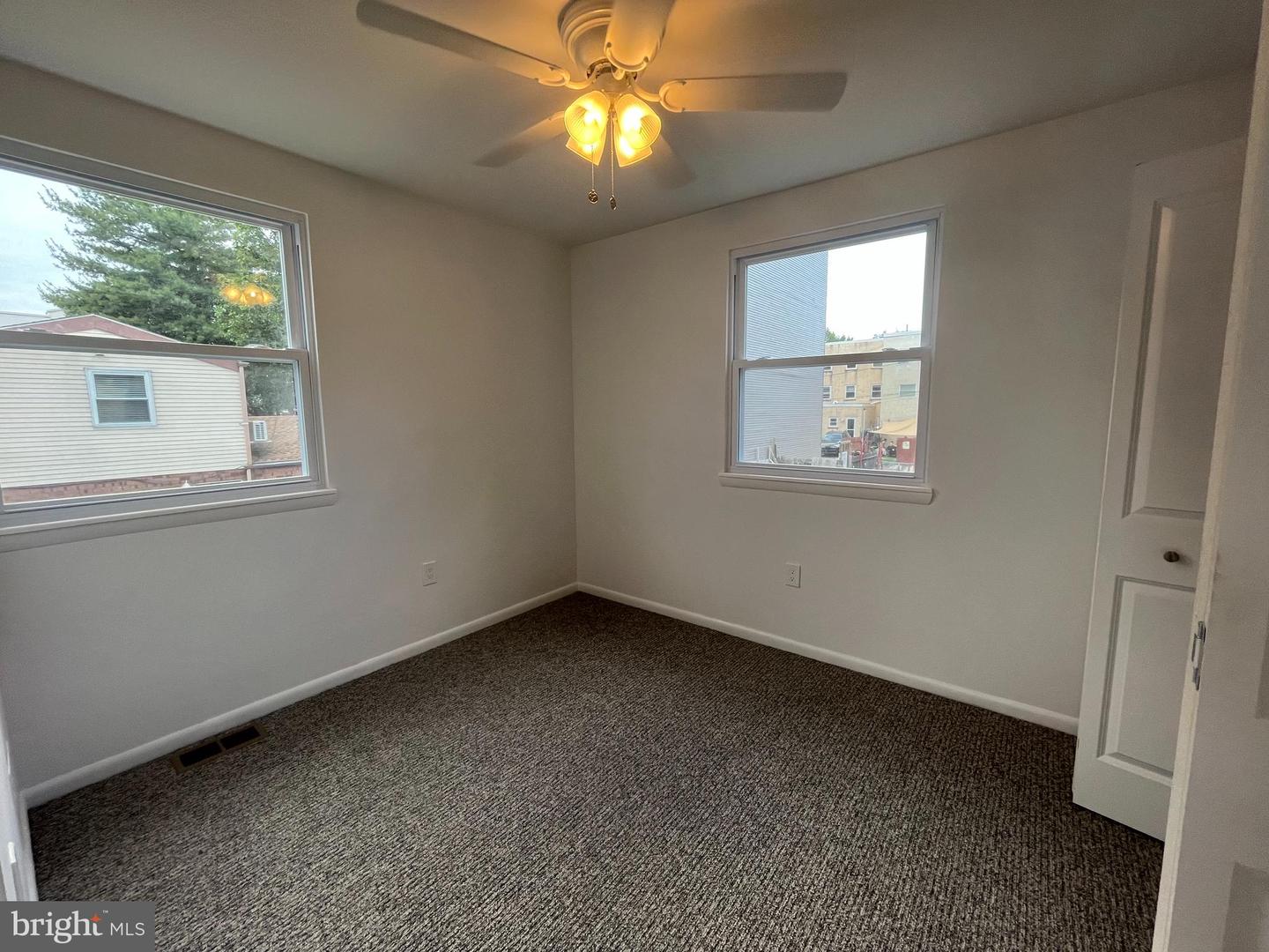 2103 Federal St Property Photo 13