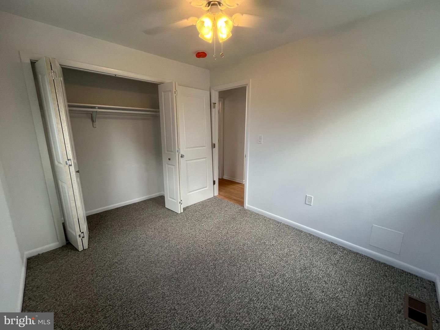 2103 Federal St Property Photo 14