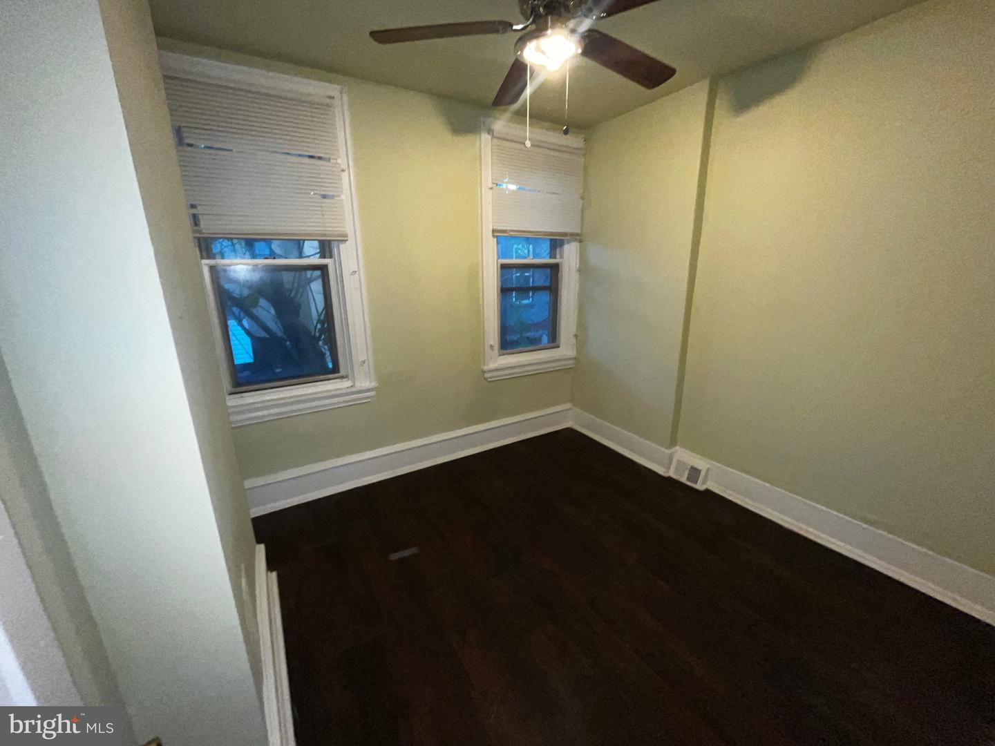 2445 N Bancroft St Property Photo 8