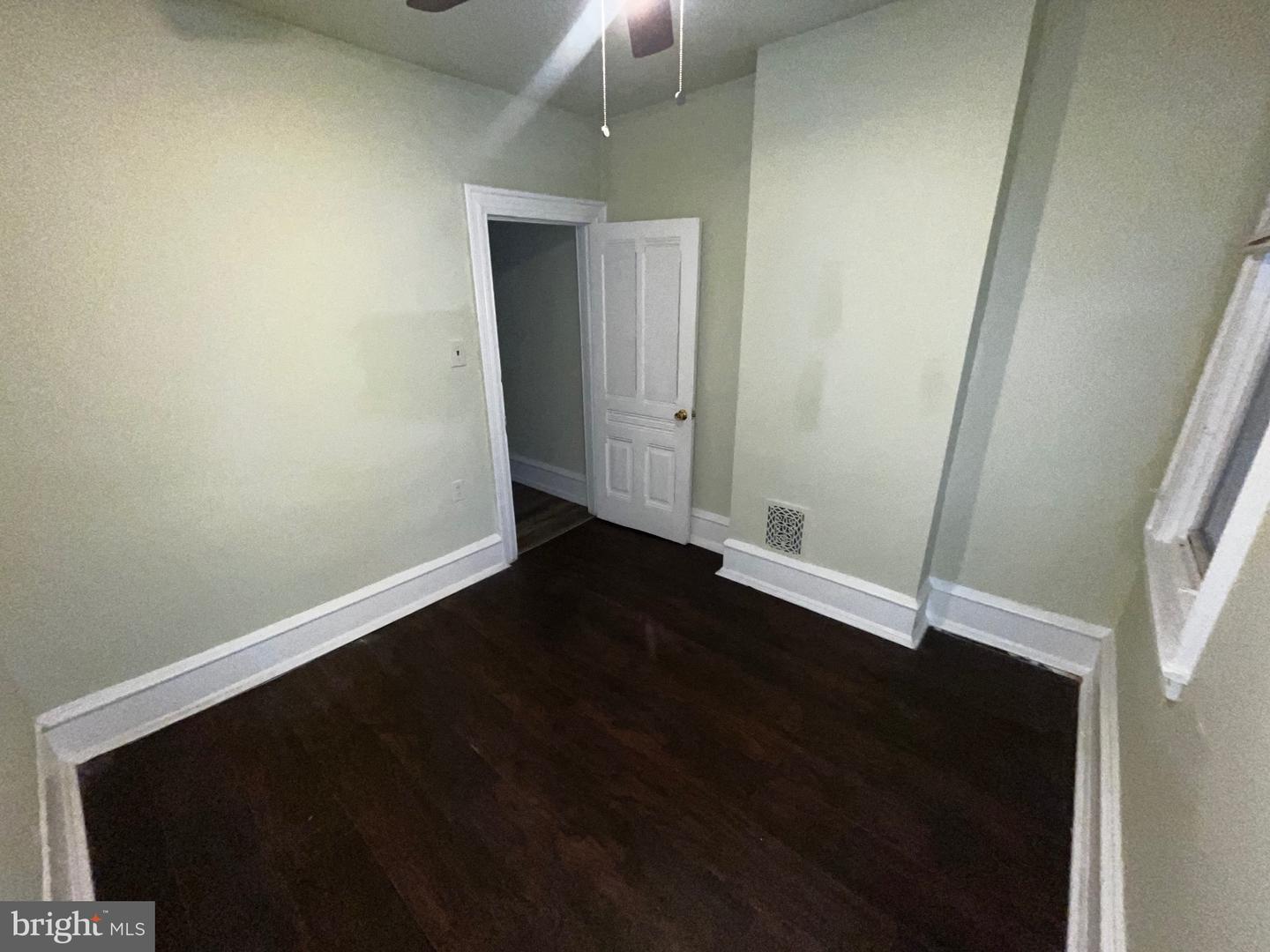 2445 N Bancroft St Property Photo 9