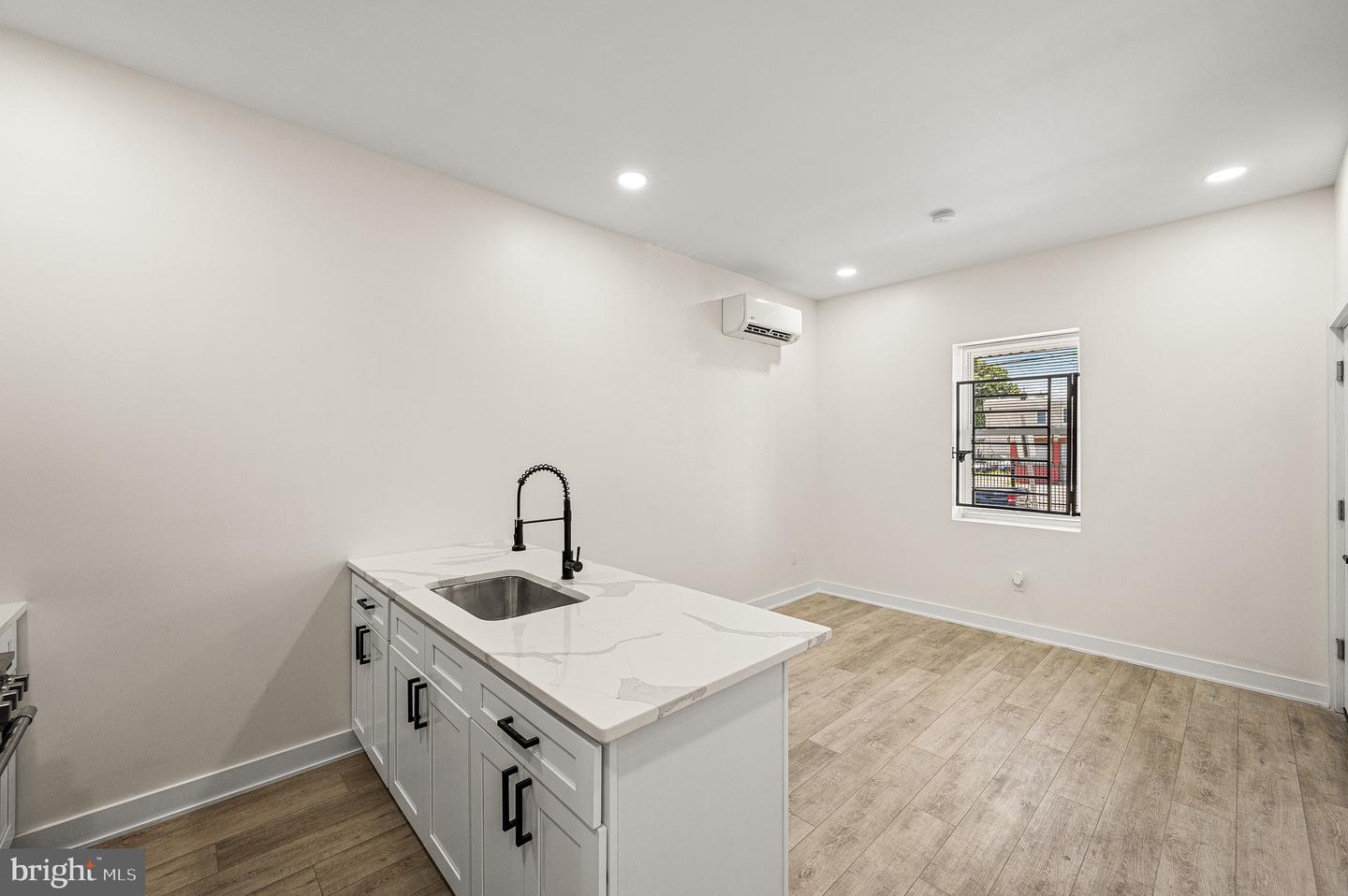 441 S 61st St #a Property Photo 12