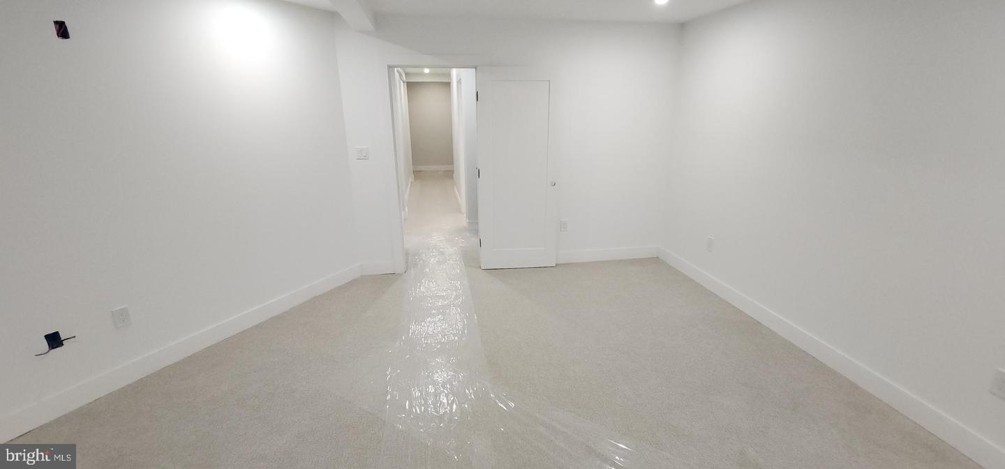 8610 Evergreen Pl #100 Property Photo 25