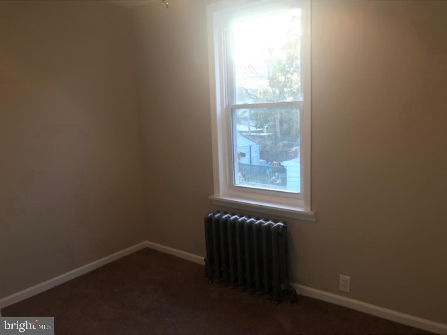 4749 James St Property Photo 6