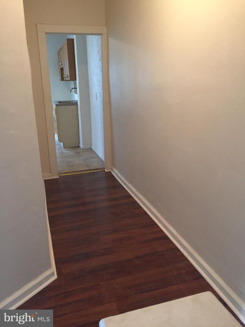 4830 E Roosevelt Blvd Property Photo 8