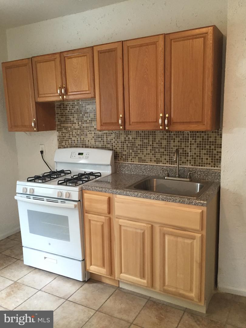 4830 E Roosevelt Blvd Property Photo 12