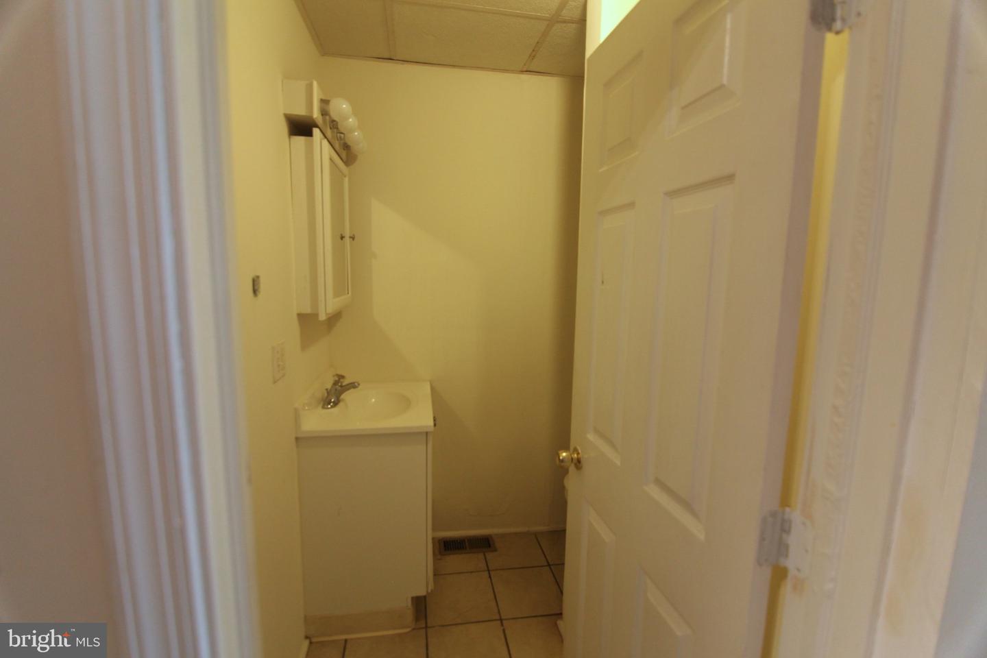 1916 N Gratz St Property Photo 2