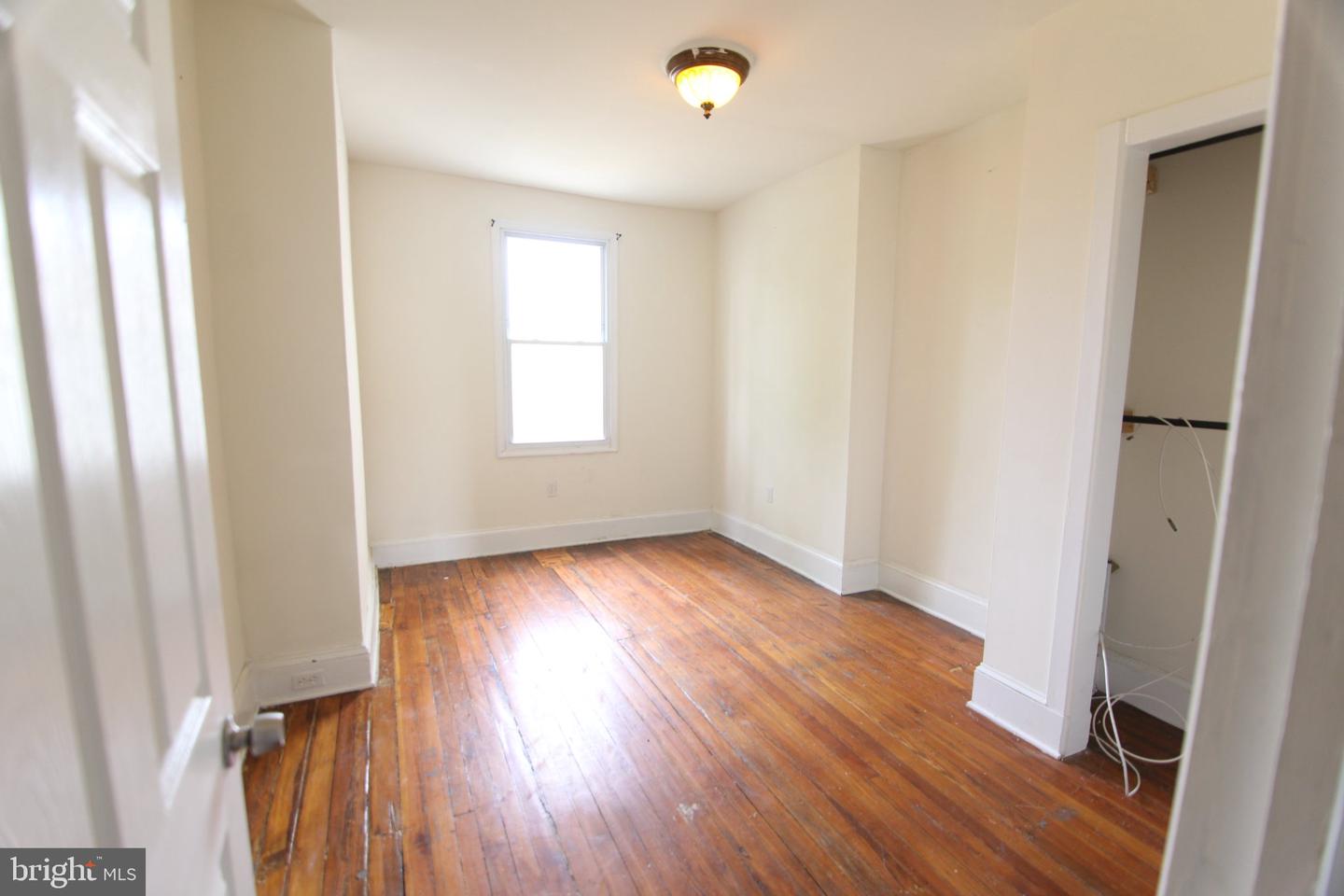 1916 N Gratz St Property Photo 5
