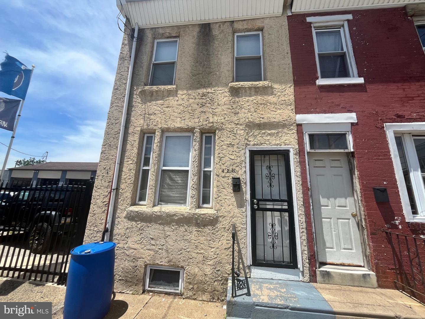 428 S 61ST ST Property Photo 1