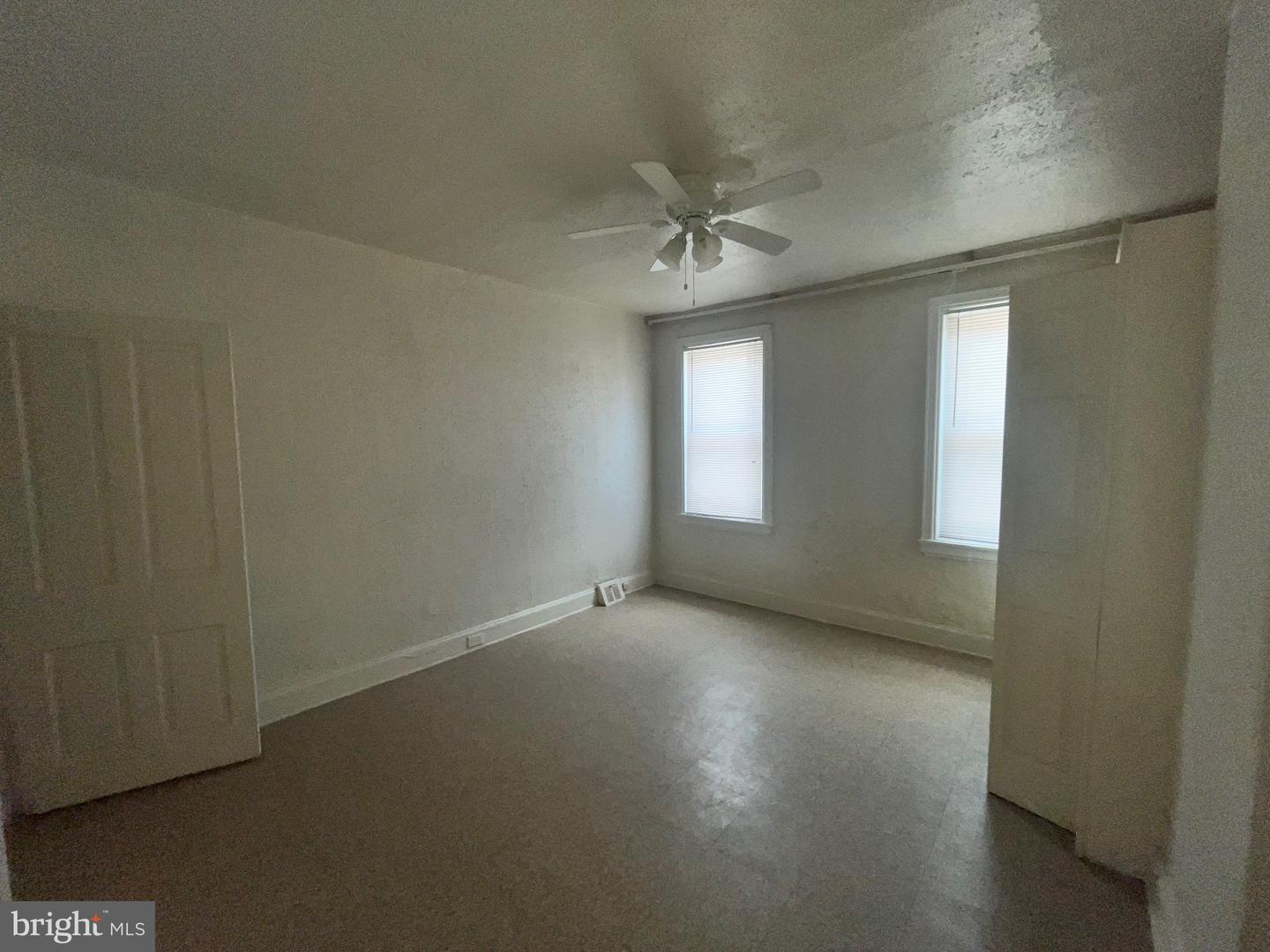 428 S 61st St Property Photo 15