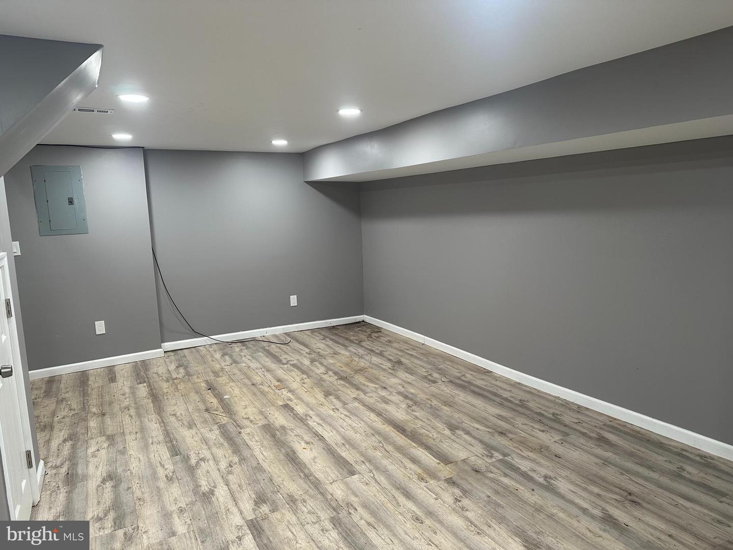 1438 Knorr St Property Photo 6
