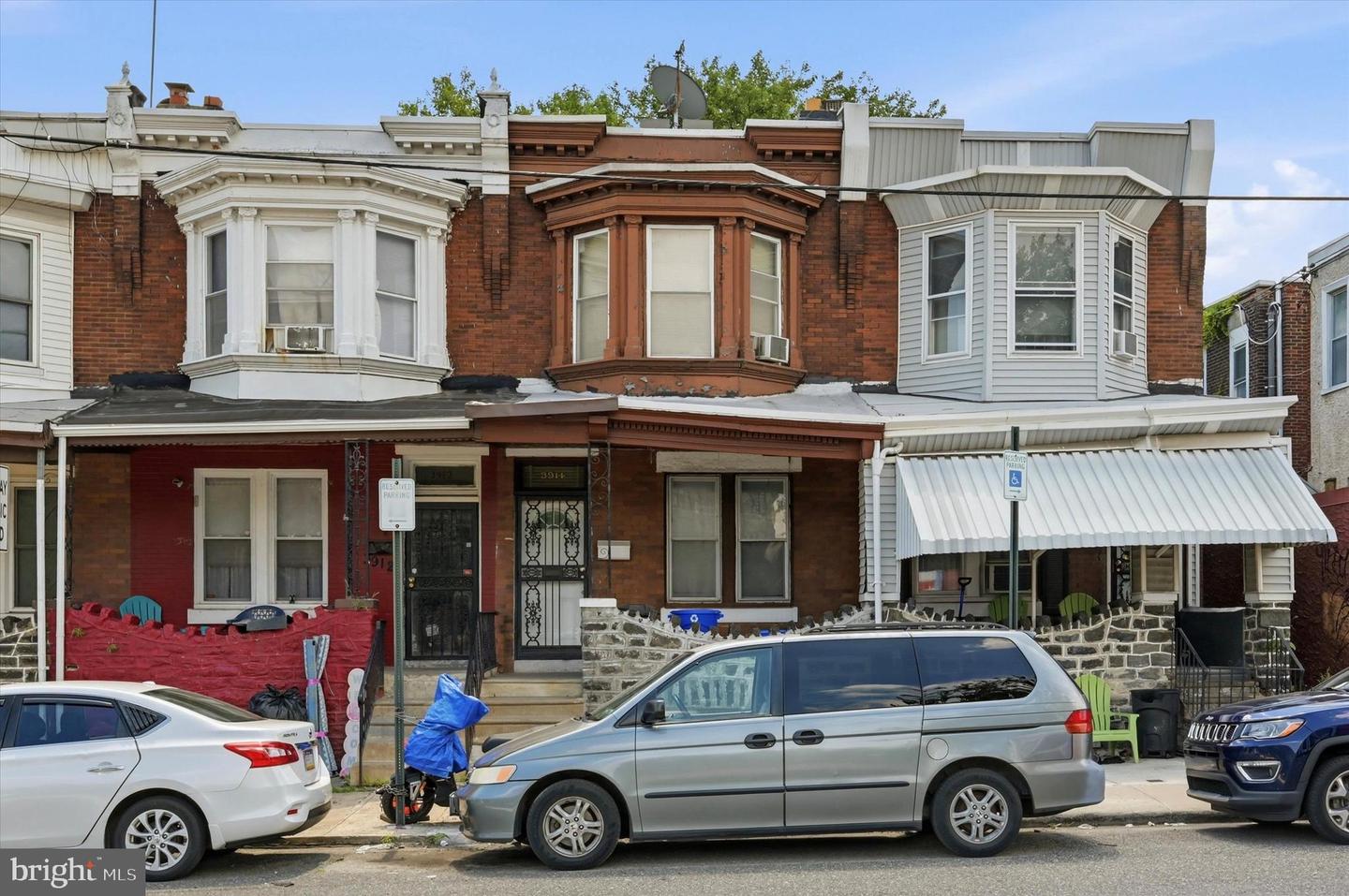 3914 Pulaski Ave Property Photo 1