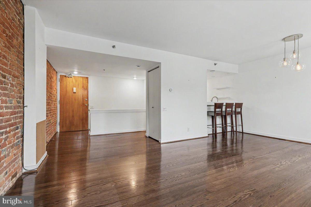 301 Race St #316 Property Photo 13