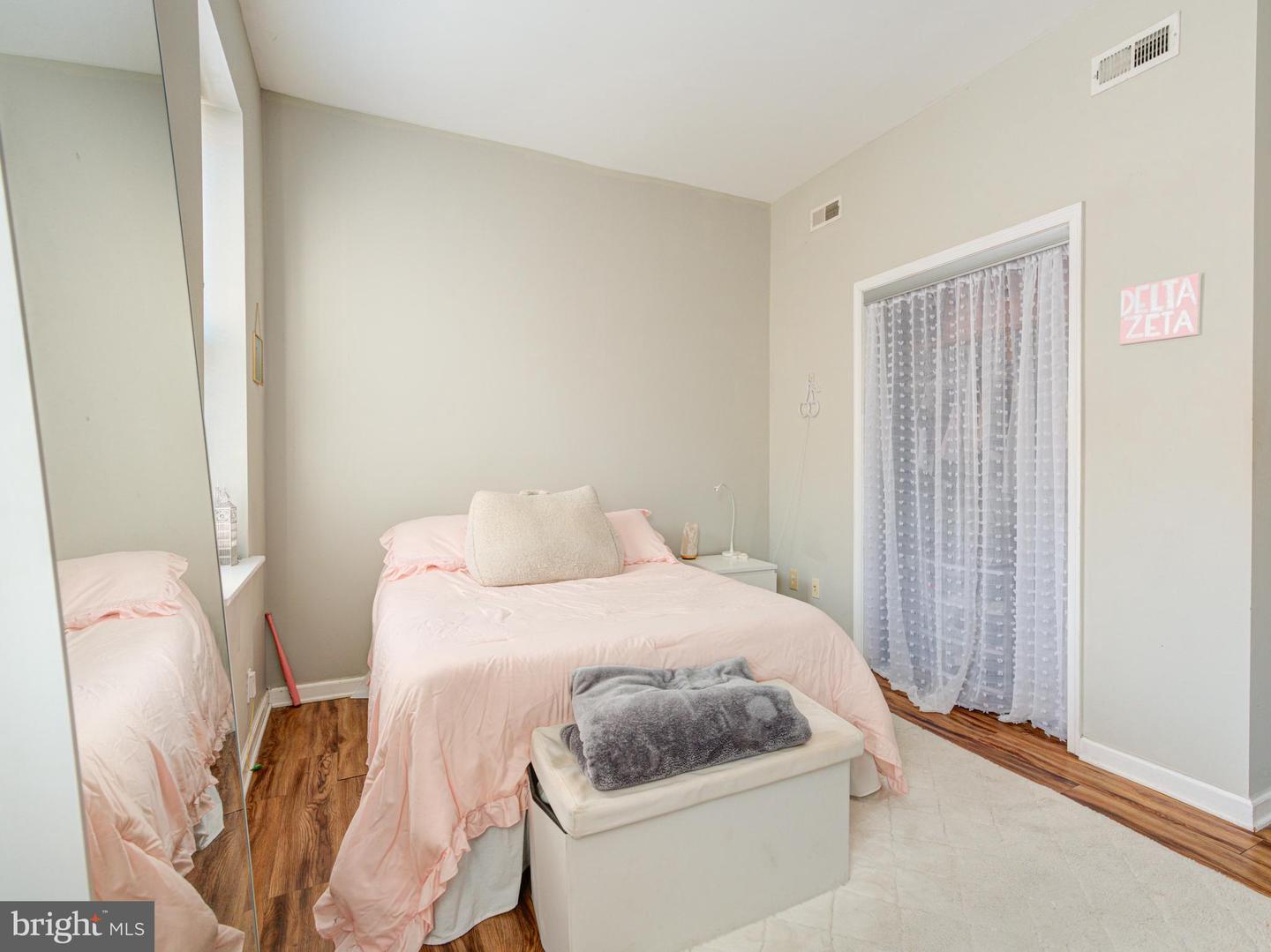 1842 N Willington St Property Photo 14