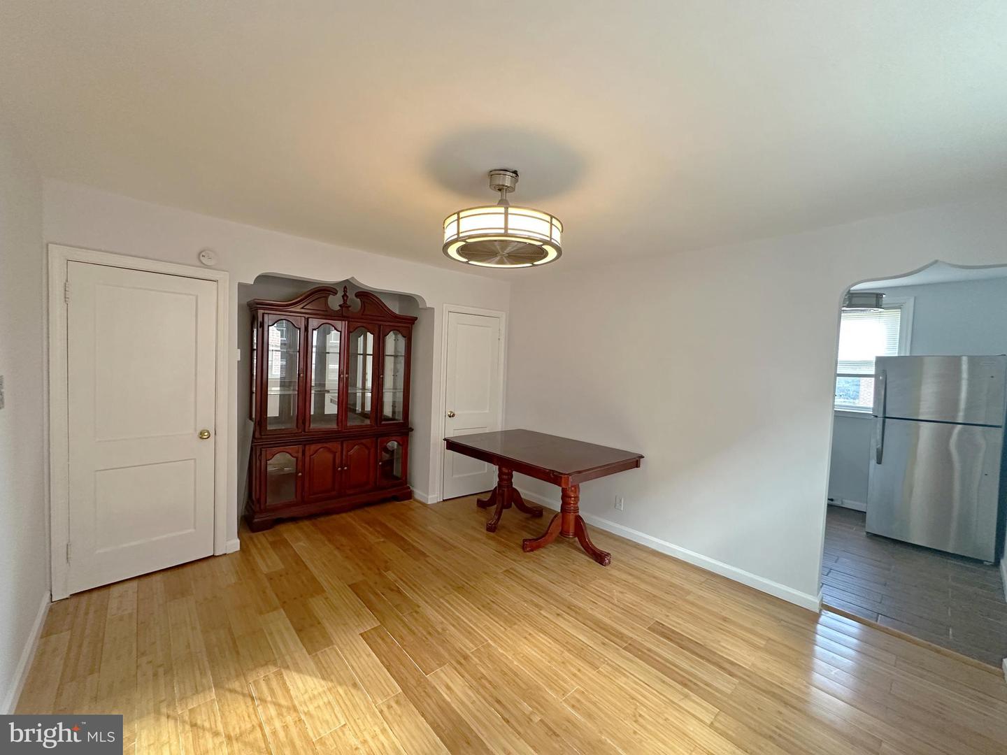 840 Tyson Ave Property Photo 2