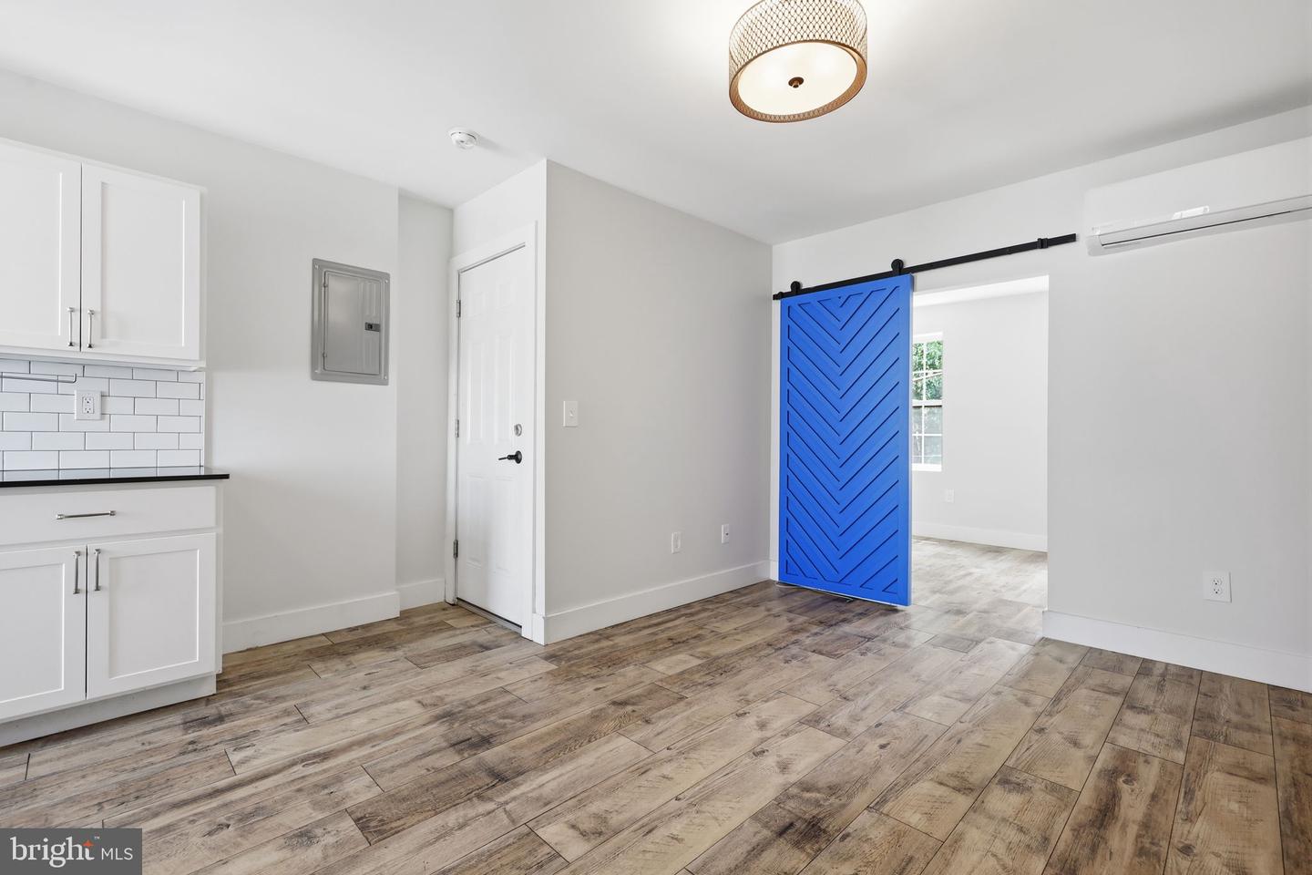 2208 Taggert St Property Photo 14