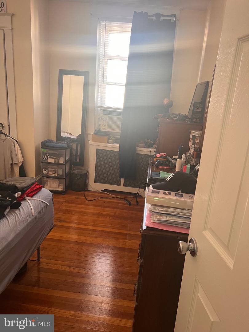4259 Neilson St Property Photo 18