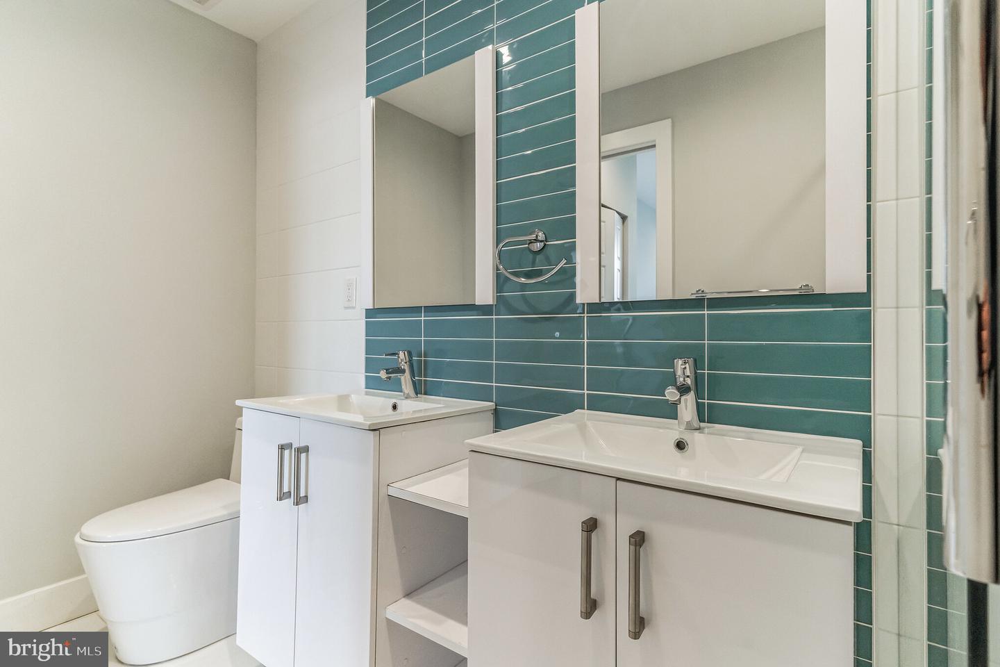 1405-21-21 Frankford Ave #502 Property Photo 6