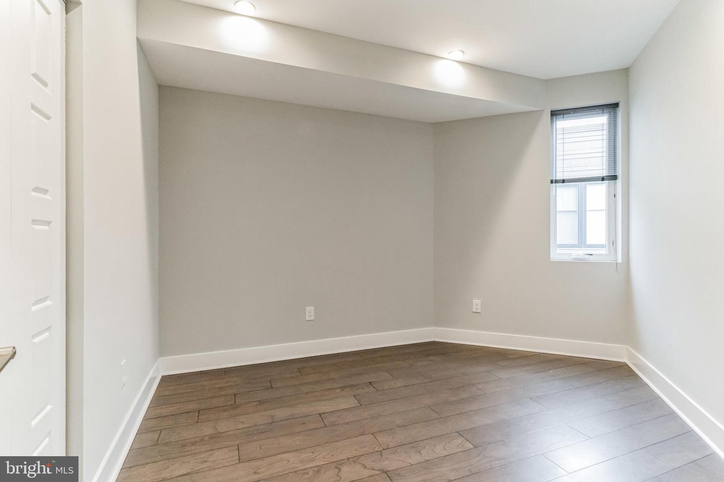 1405-21-21 Frankford Ave #502 Property Photo 13