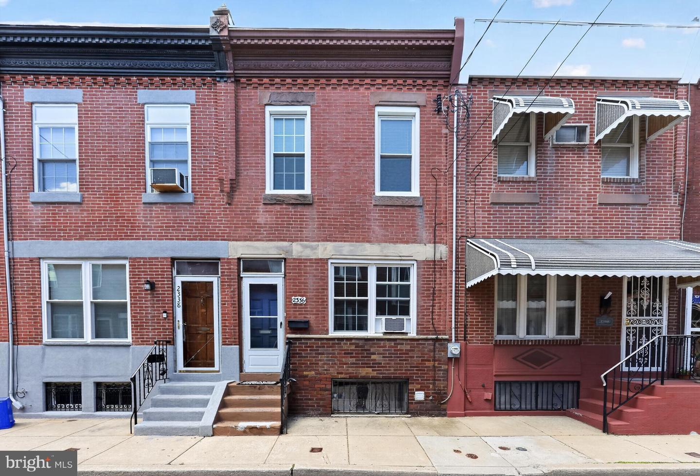 2336 S Chadwick St Property Photo 1