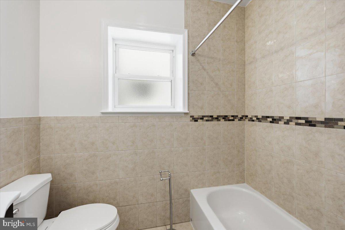 2653 S 6th St Property Photo 18
