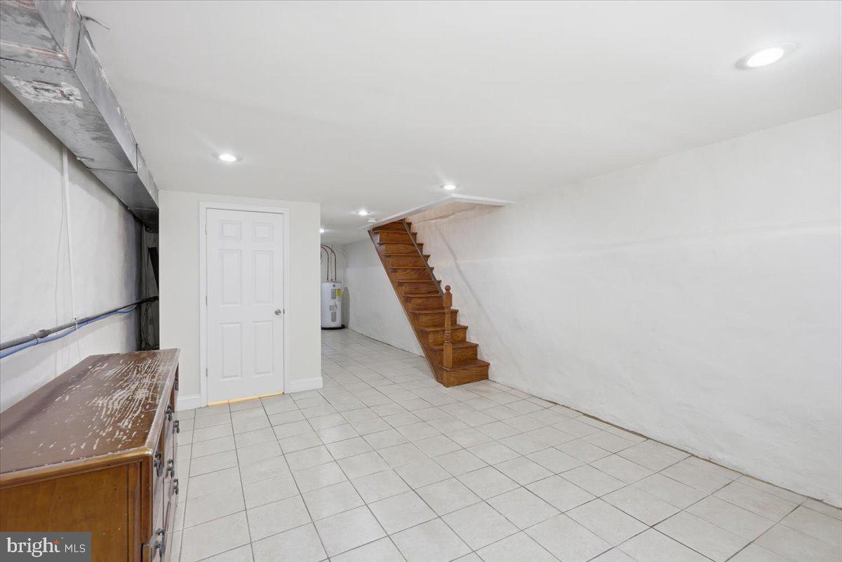 2653 S 6th St Property Photo 31