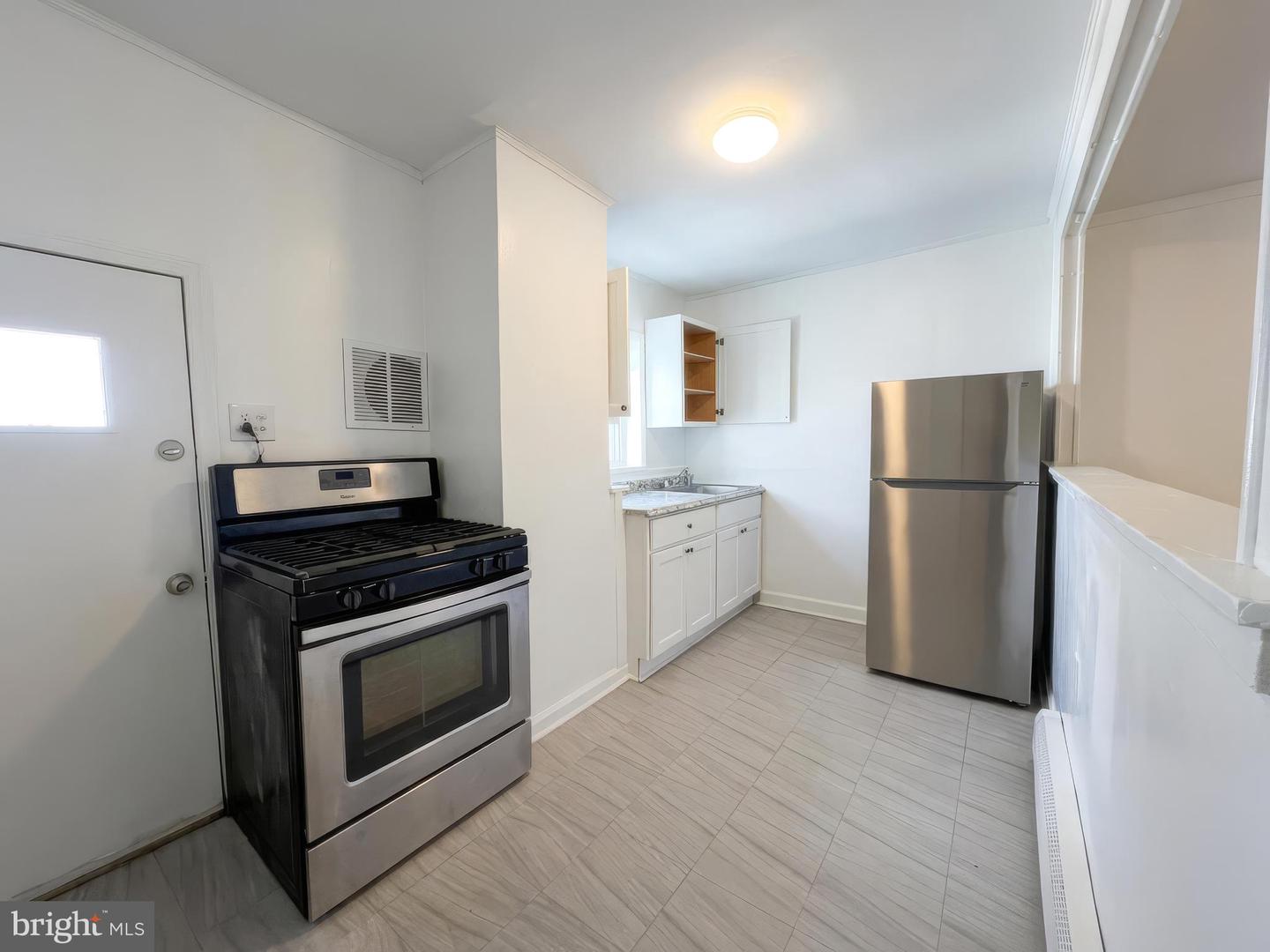 2603 E Somerset St #3f Property Photo 7