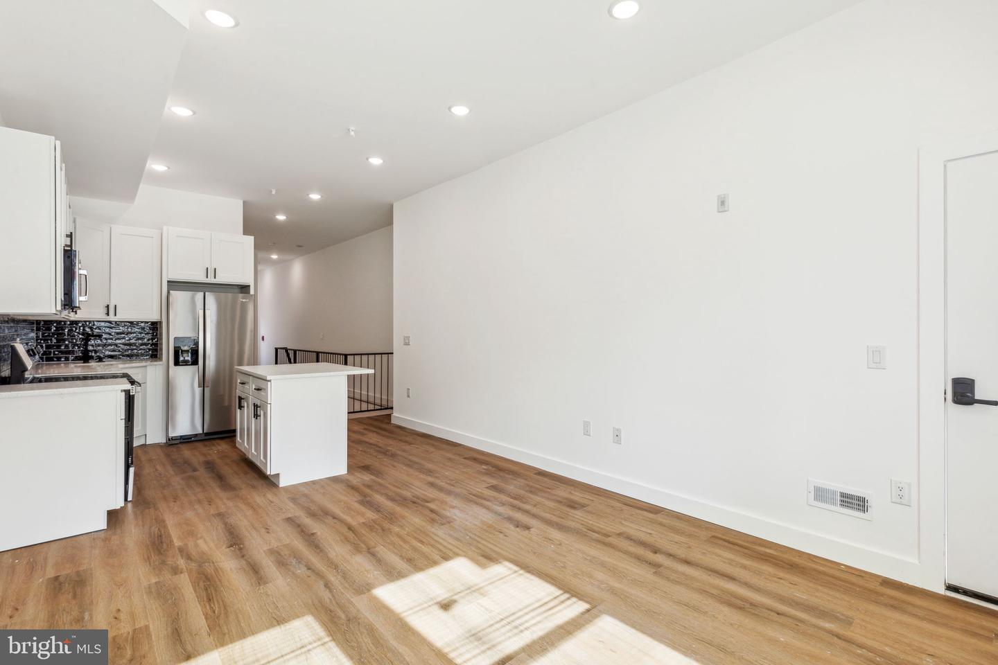 2306 N Fairhill St Property Photo 12