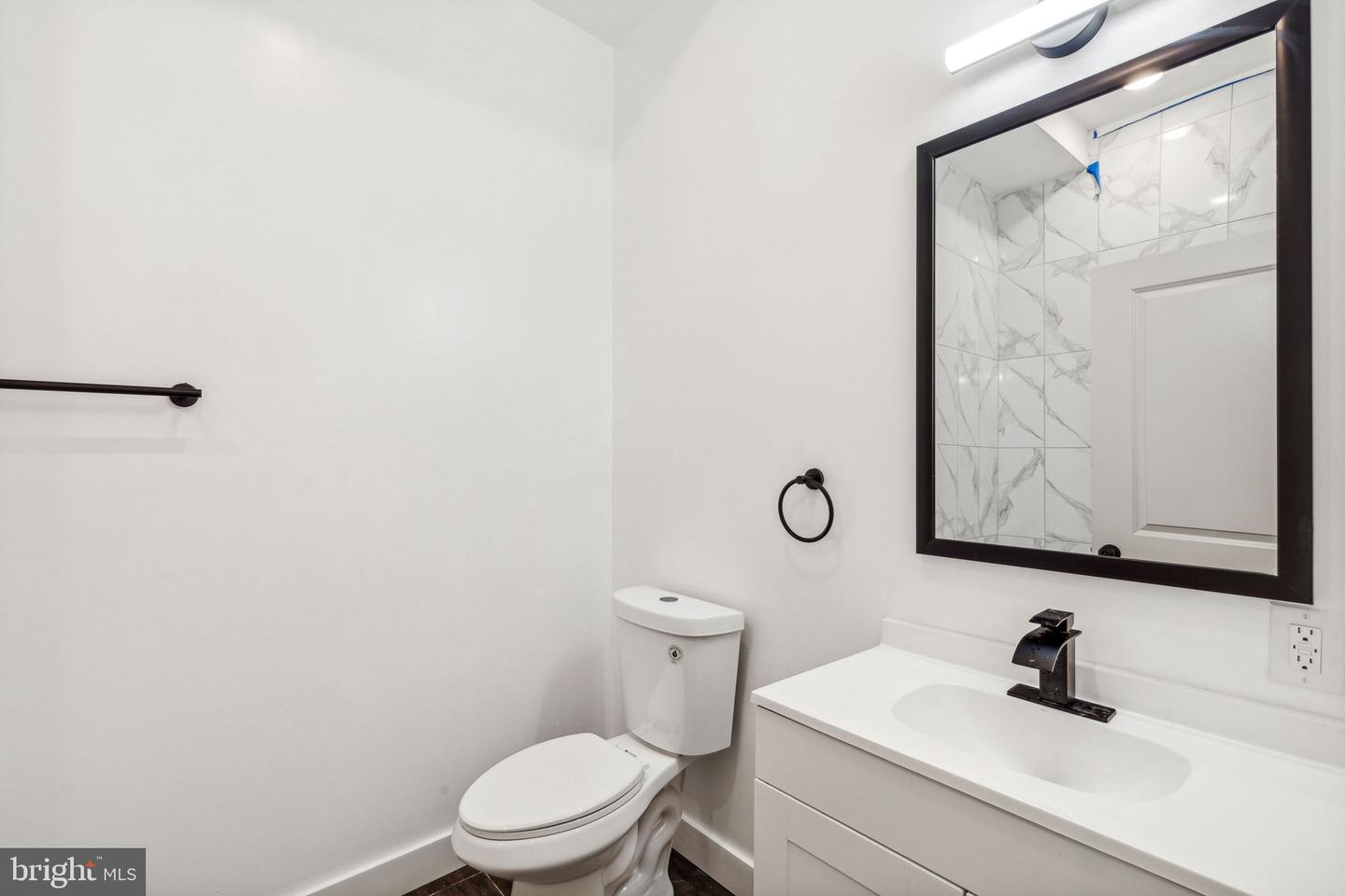 2306 N Fairhill St Property Photo 18