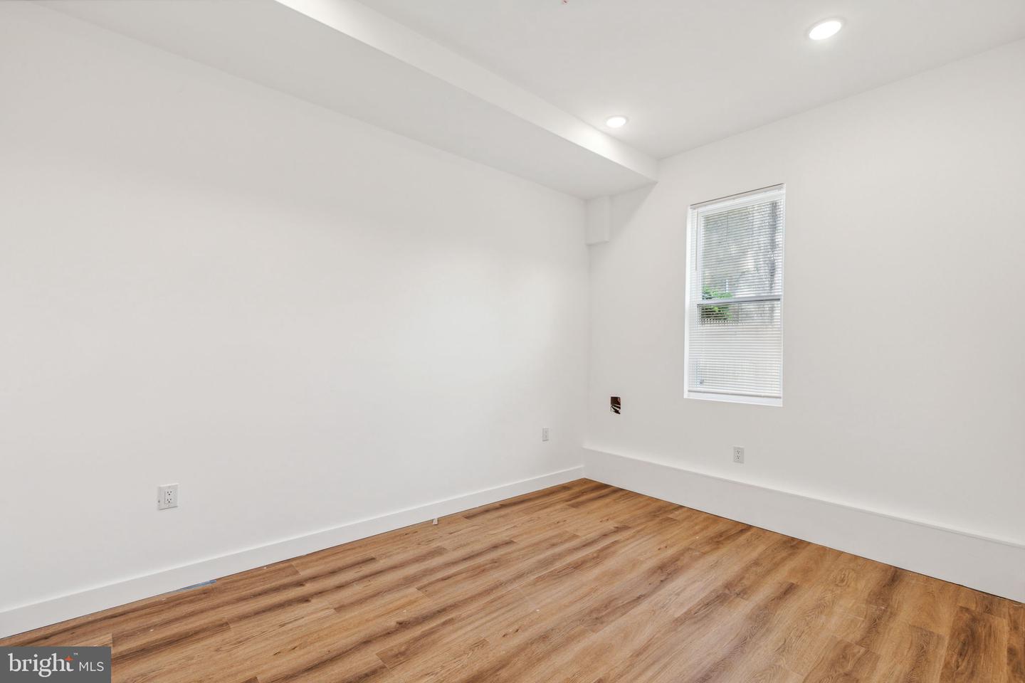 2306 N Fairhill St Property Photo 20