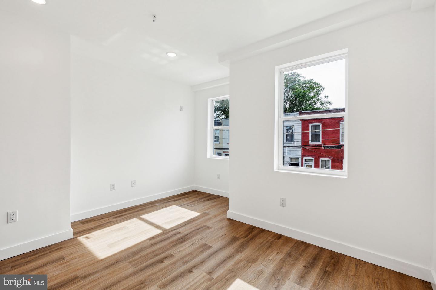 2306 N Fairhill St Property Photo 43