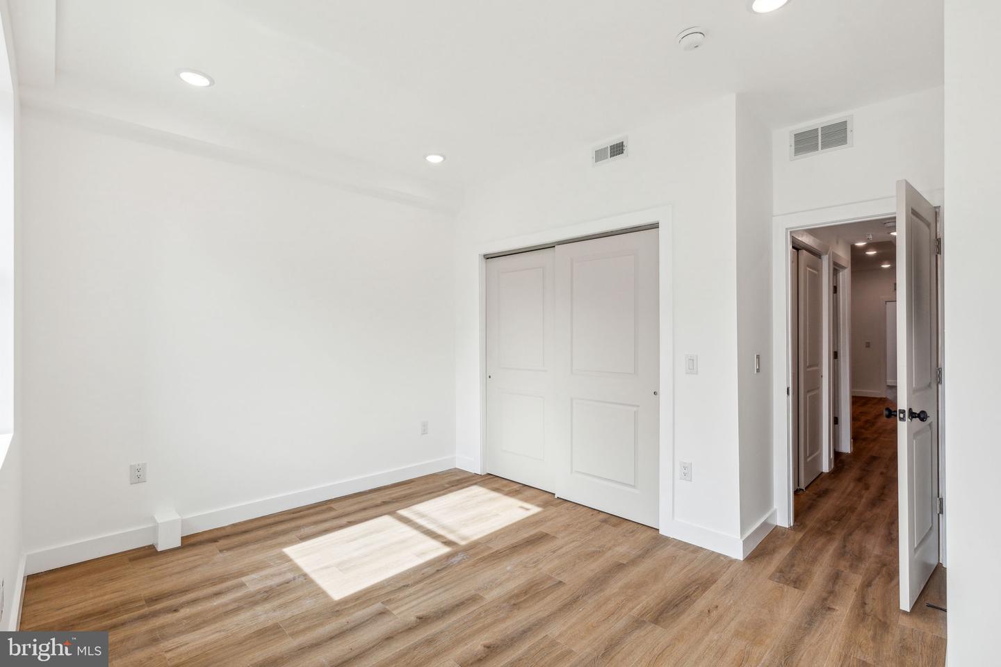 2306 N Fairhill St Property Photo 45