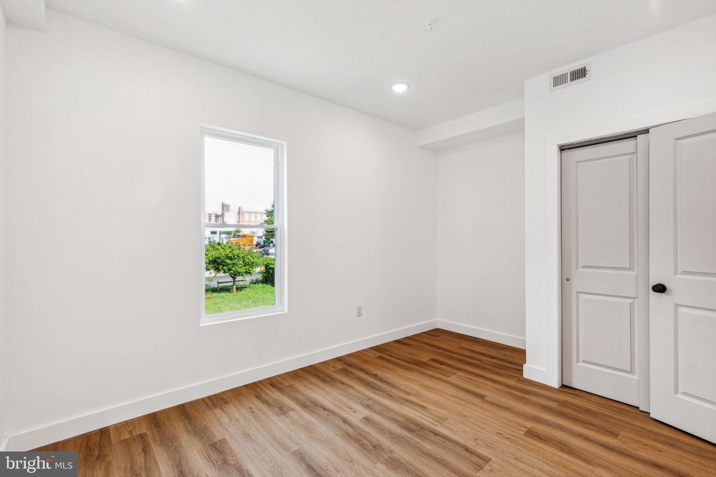 2306 N Fairhill St Property Photo 46