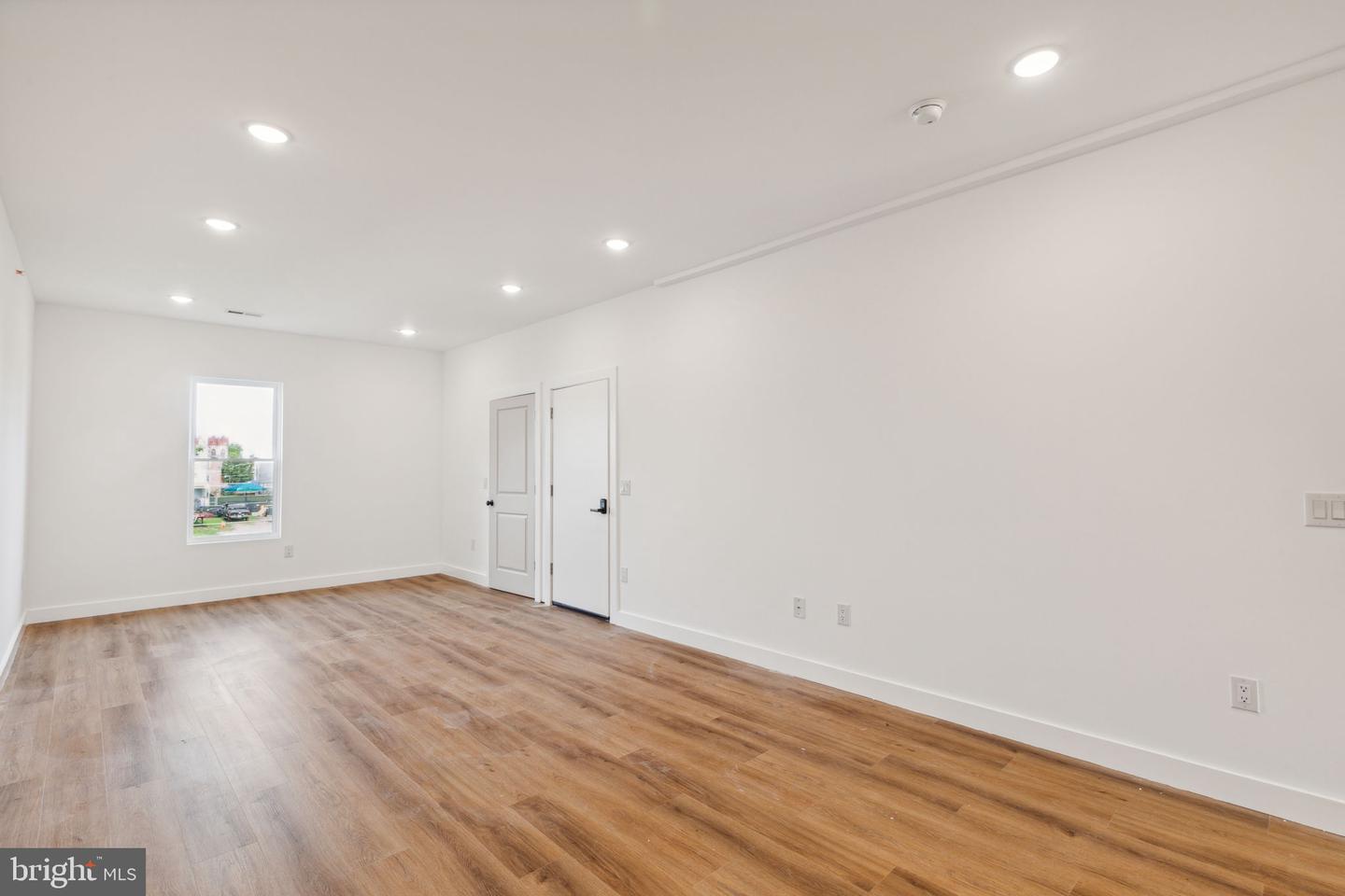 2306 N Fairhill St Property Photo 50