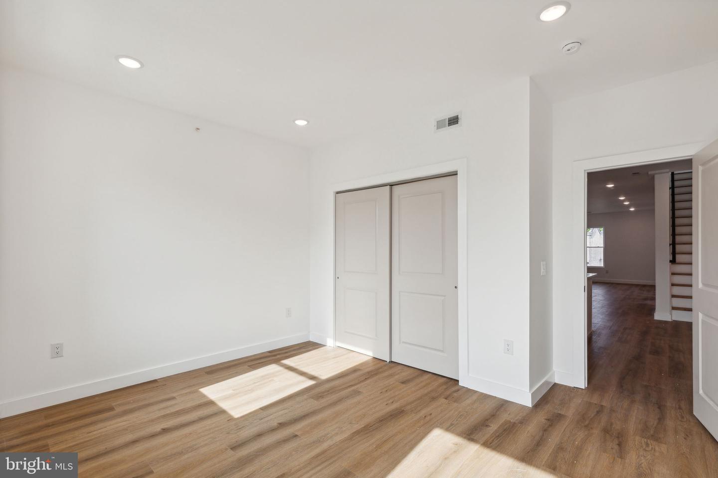 2306 N Fairhill St Property Photo 62
