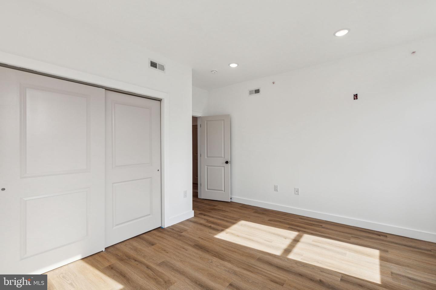 2306 N Fairhill St Property Photo 63