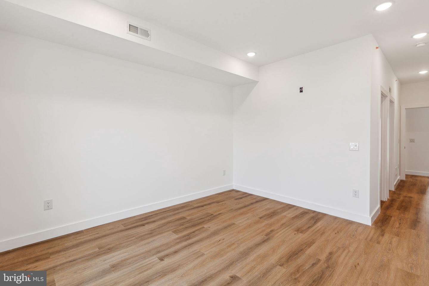 2306 N Fairhill St Property Photo 70