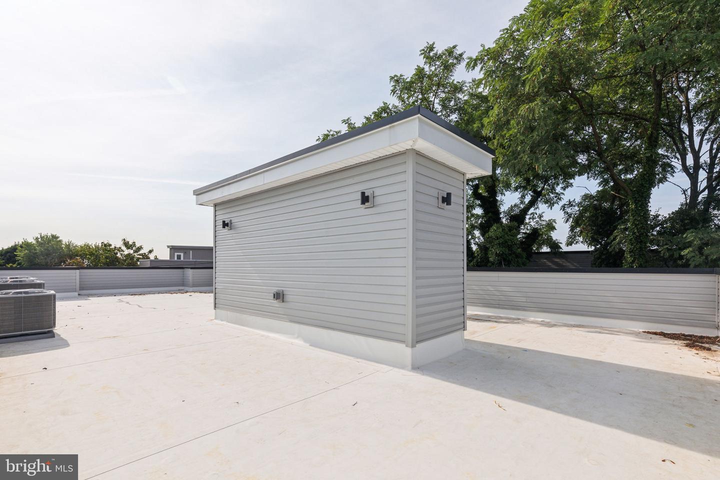2306 N Fairhill St Property Photo 76
