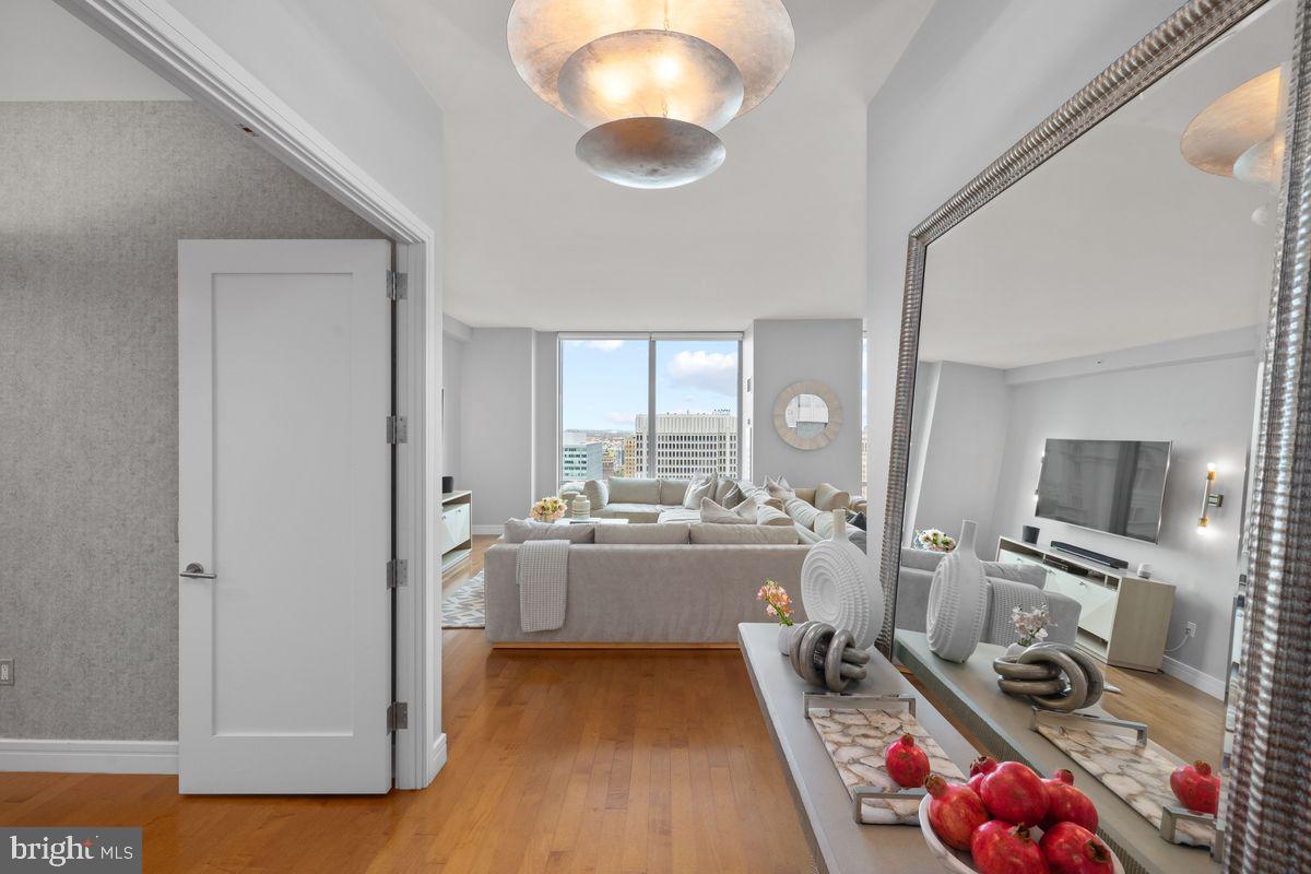 1414 S PENN SQ #25CDE Property Photo 1