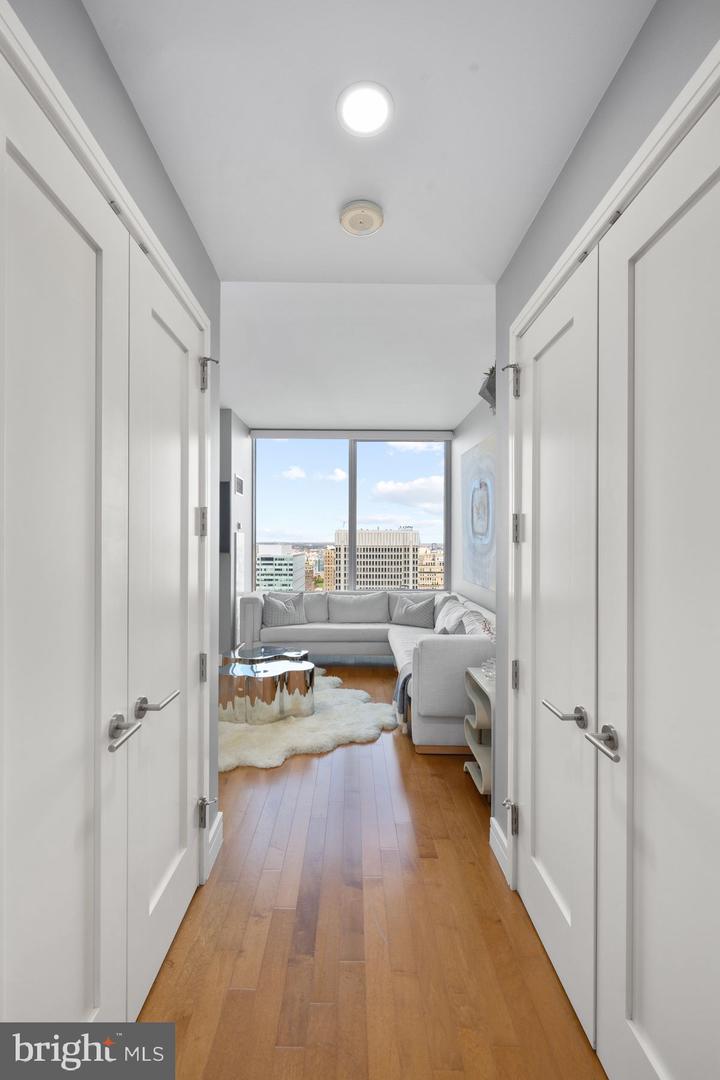 1414 S Penn Sq #25cde Property Photo 18