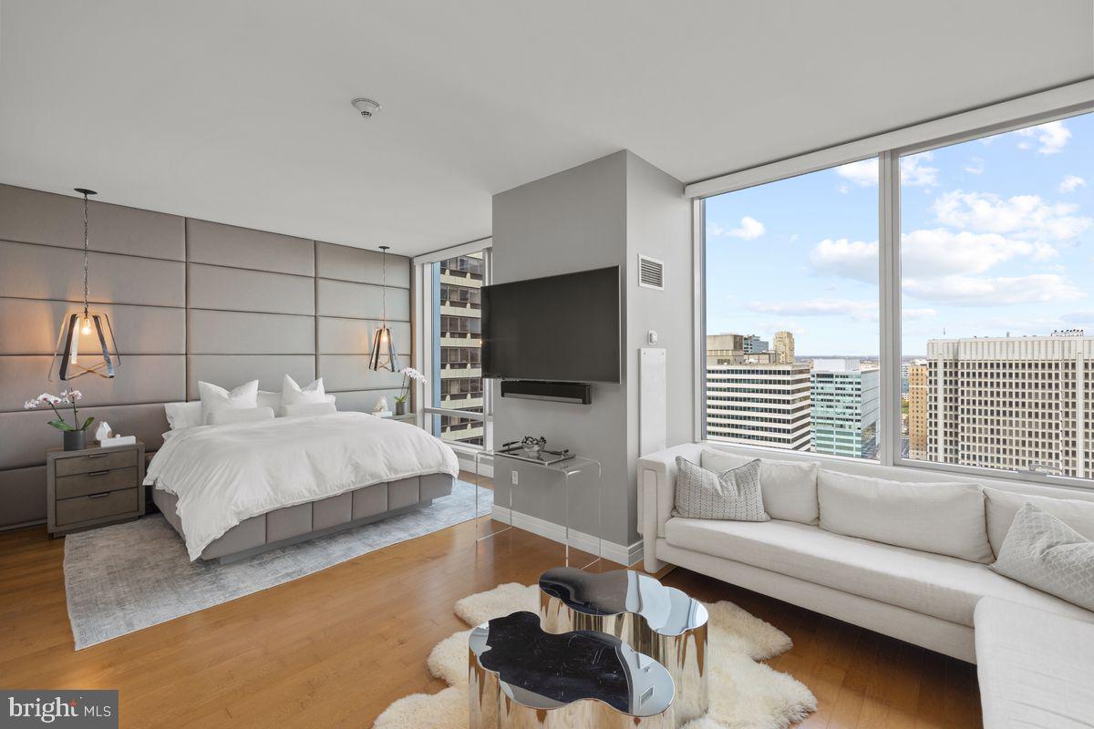 1414 S Penn Sq #25cde Property Photo 19