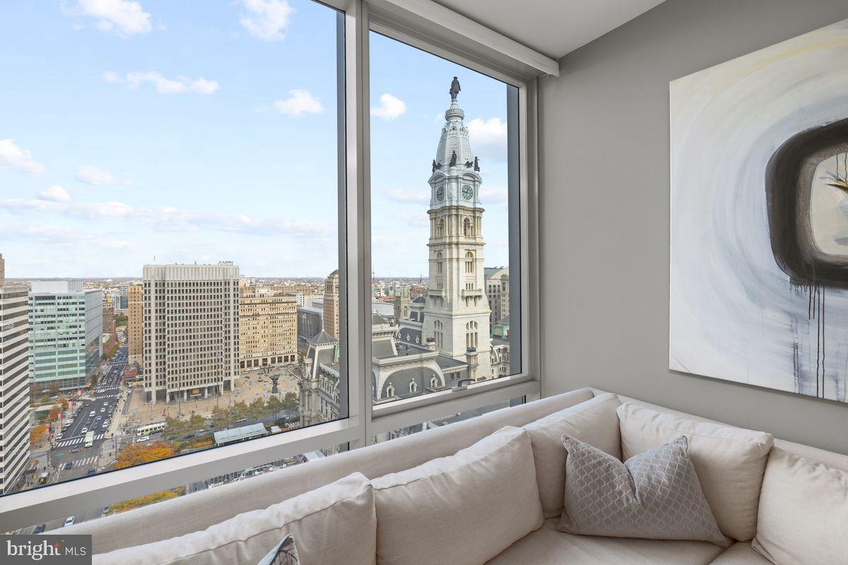1414 S Penn Sq #25cde Property Photo 22