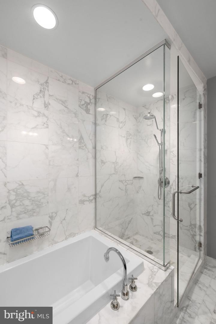 1414 S Penn Sq #25cde Property Photo 24